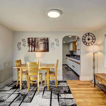 Little Blue Bungalow On Boise'S Bench, Pet Friendly, Fully Fenced Yard With Doggie Door! 2 Miles From Bsu, 5 Minutes From Downtown Boise, Desk And Workstation For Remote Workers, 2 Tv'S Large Walk-In Closet, Good For Mid-Term Stays Ngoại thất bức ảnh