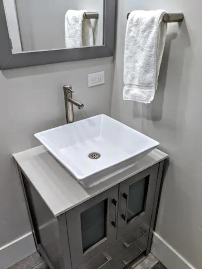 Little Blue Bungalow On Boise'S Bench, Pet Friendly, Fully Fenced Yard With Doggie Door! 2 Miles From Bsu, 5 Minutes From Downtown Boise, Desk And Workstation For Remote Workers, 2 Tv'S Large Walk-In Closet, Good For Mid-Term Stays Ngoại thất bức ảnh
