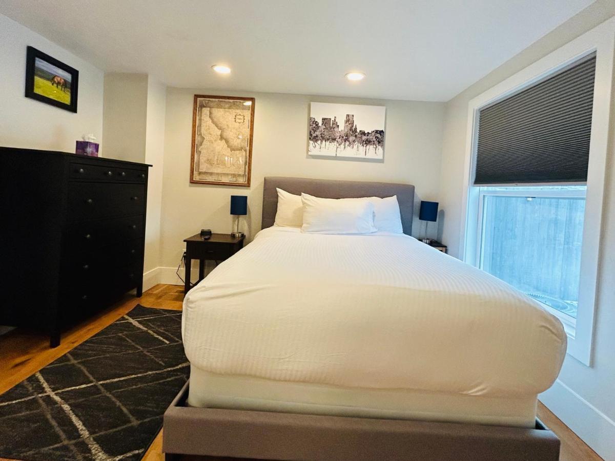 Little Blue Bungalow On Boise'S Bench, Pet Friendly, Fully Fenced Yard With Doggie Door! 2 Miles From Bsu, 5 Minutes From Downtown Boise, Desk And Workstation For Remote Workers, 2 Tv'S Large Walk-In Closet, Good For Mid-Term Stays Ngoại thất bức ảnh